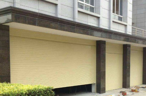 揮向造假企業(yè)、地方環(huán)保部門和地方政府